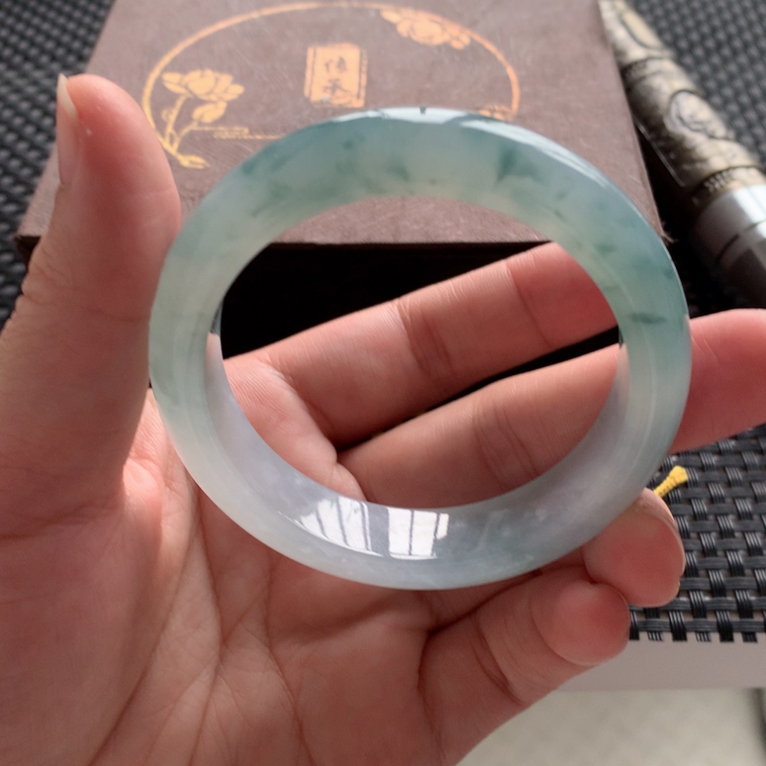 翡翠手镯未镶嵌a**天正圈52.3