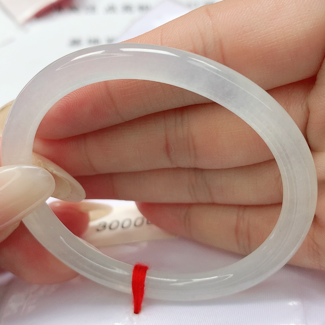 翡翠手镯未镶嵌缅甸天然A货翡翠