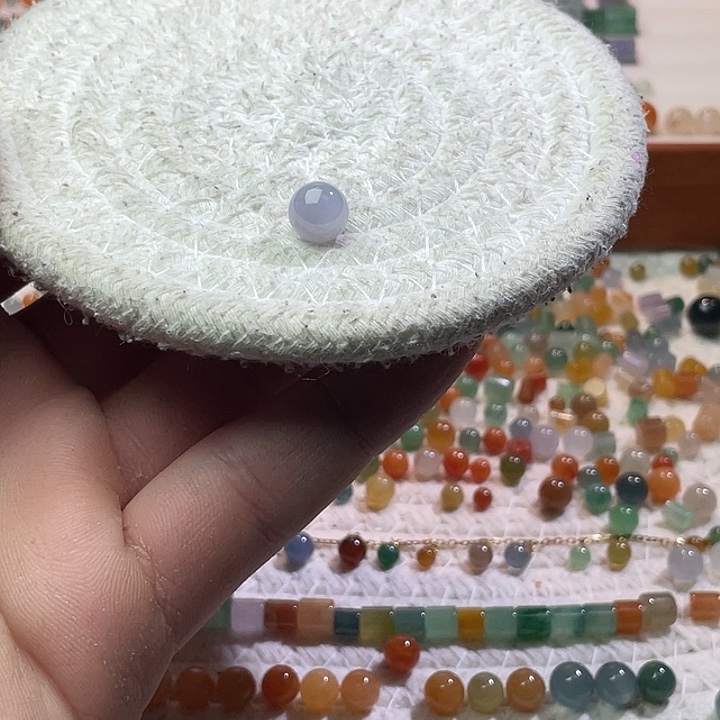 翡翠散珠未镶嵌定制翡翠卡8.9