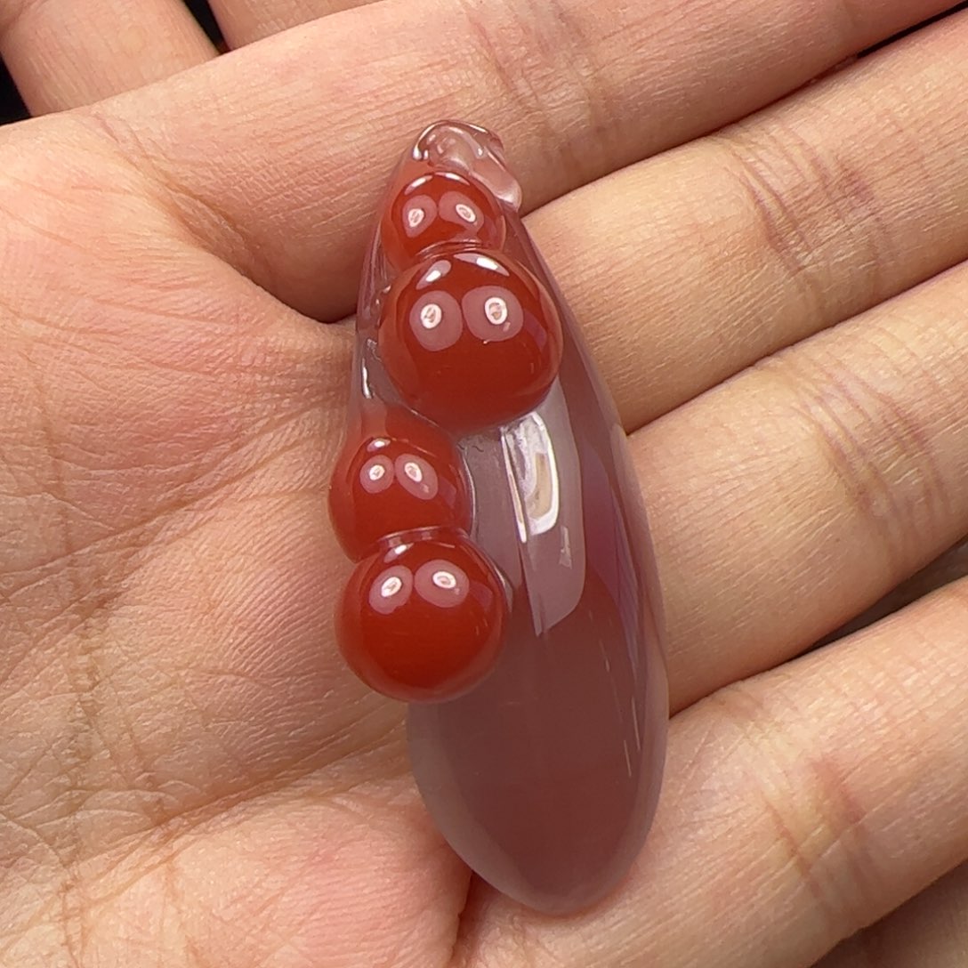 未镶嵌吊坠南红玛瑙
