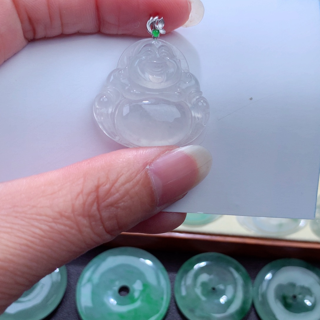 翡翠吊坠(不含链)18K金镶嵌