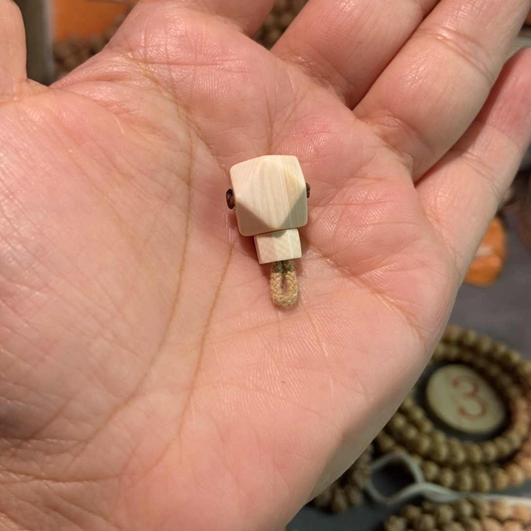 环***橘吊坠柏香籽/百香籽