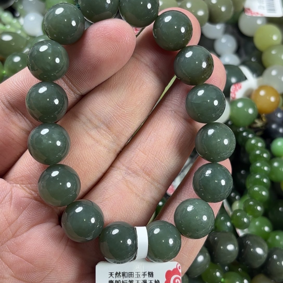 未镶嵌和田玉手链W89