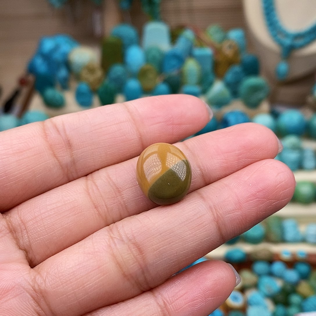 绿松石珠宝奇石未镶嵌