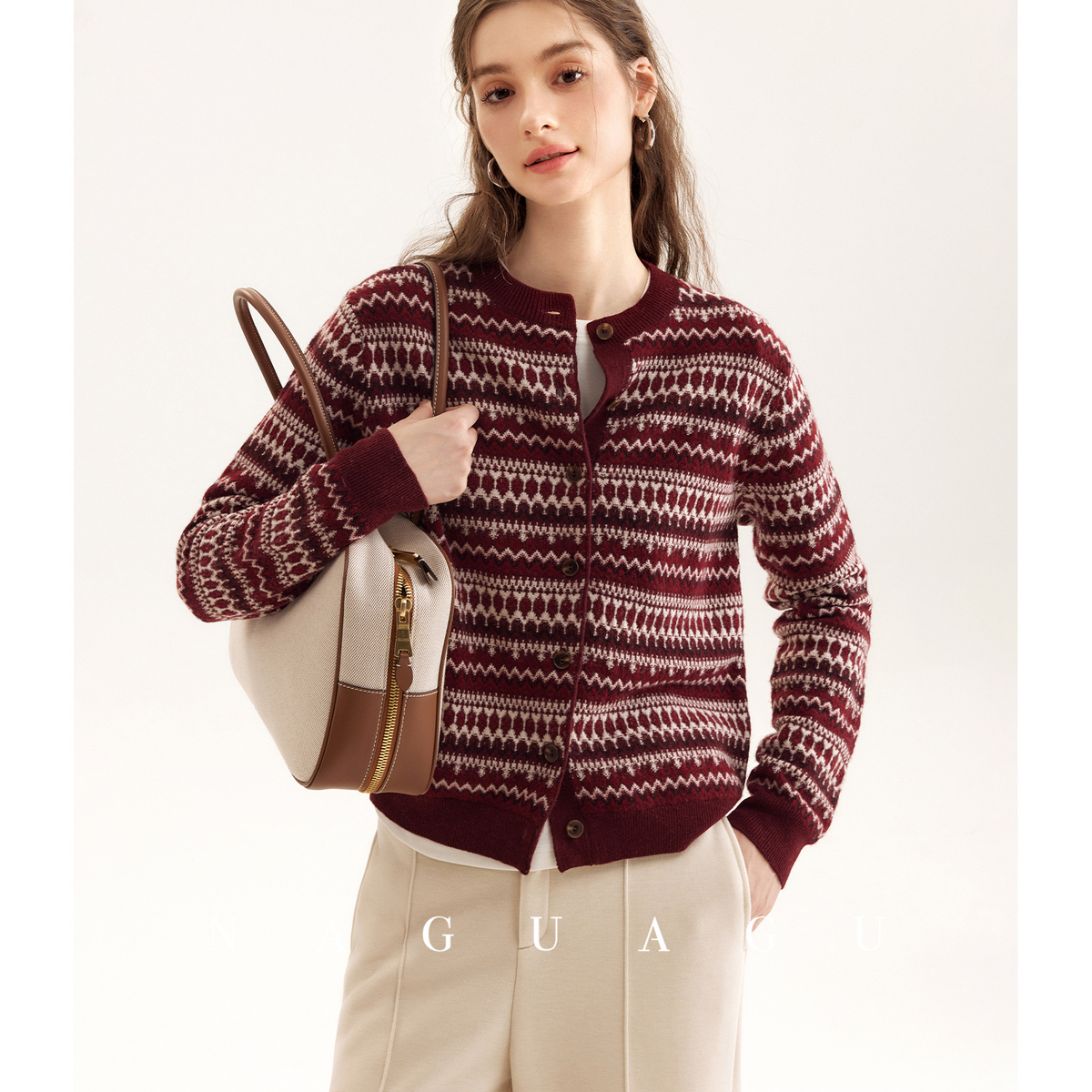 【热酒费尔岛】26支100.%绵羊毛 经典北欧撞色花纹针织开衫秋冬女