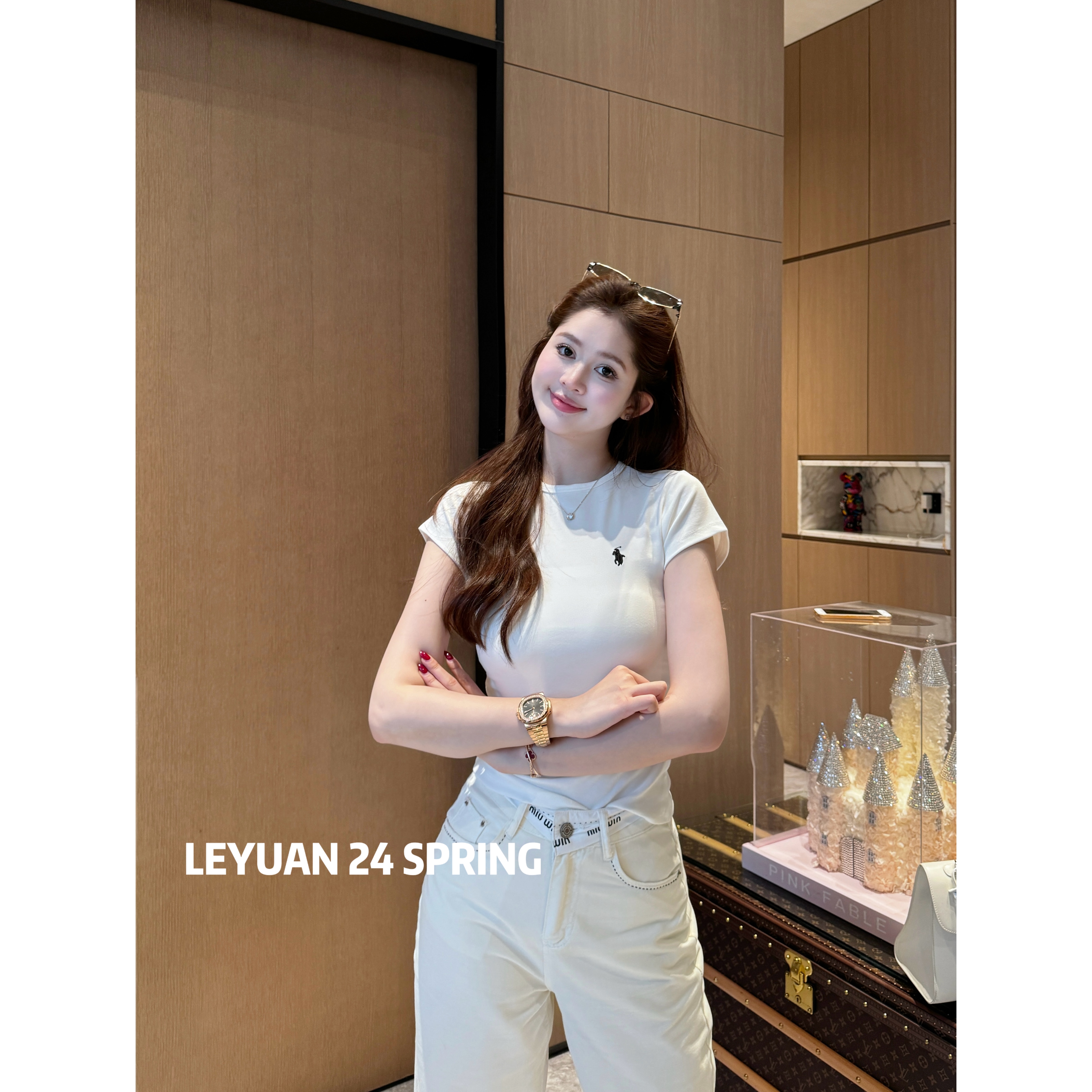 【正肩小马】LEYUAN上衣刺绣圆领T恤女白色正肩短袖百搭夏季新款