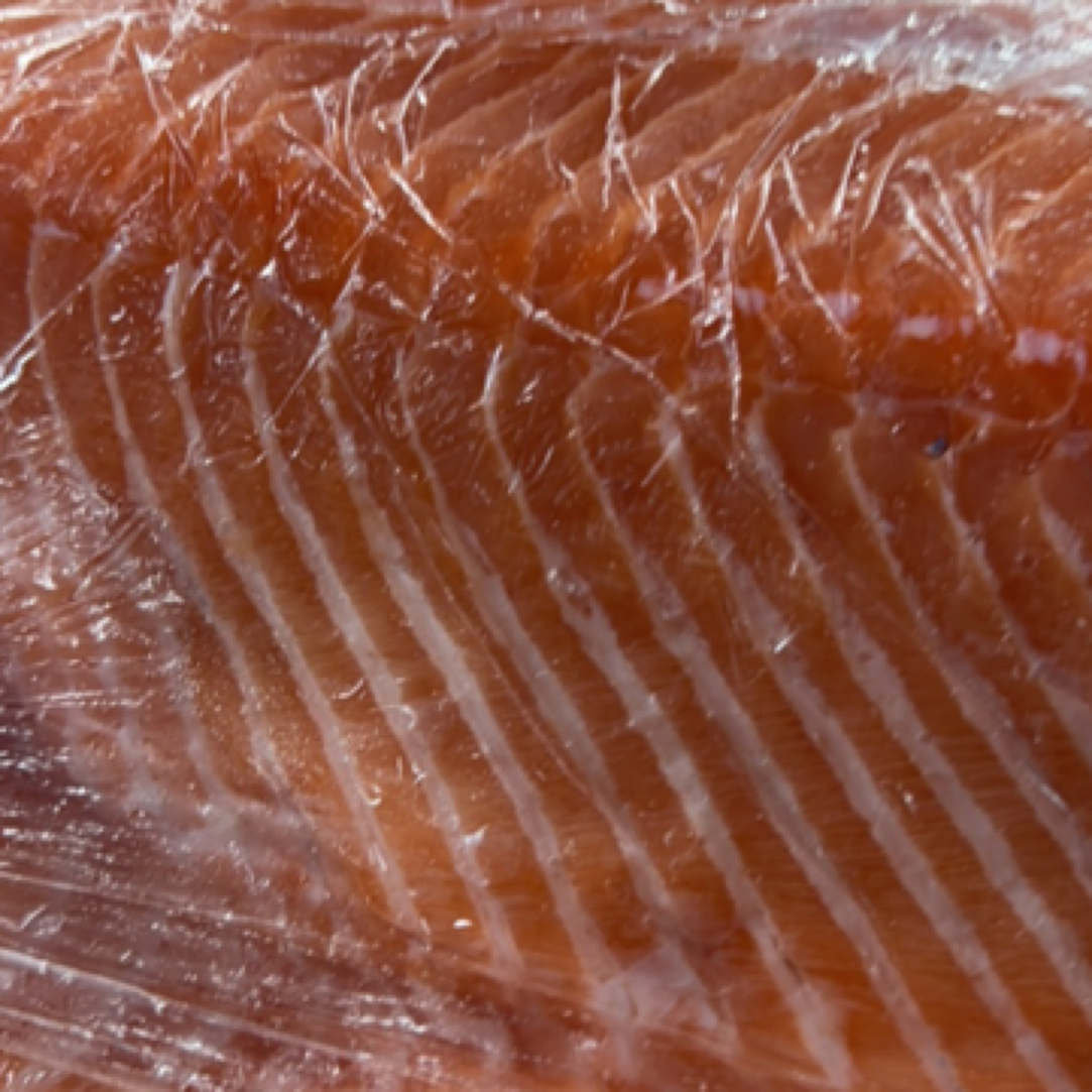 三文鱼中段（带皮带刺称半斤）