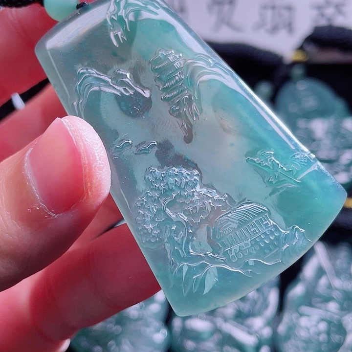 翡翠颈饰未镶嵌9999999999