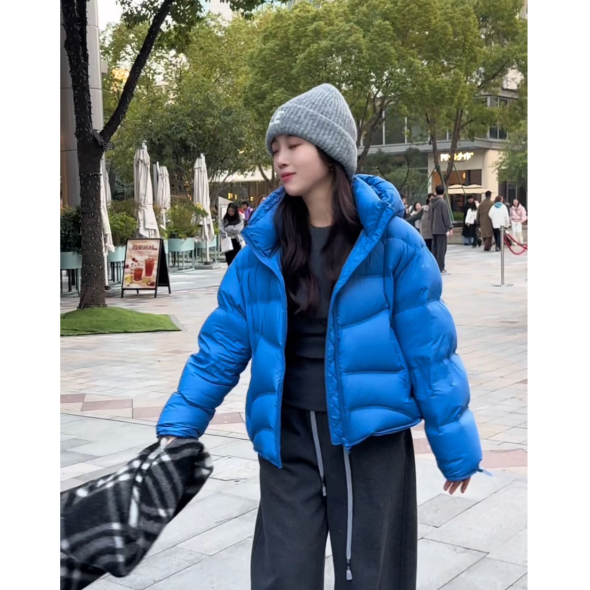 95白鸭绒波浪款冬季女装羽绒服女短款时尚百搭泡芙系列外套tt