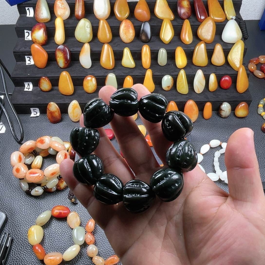 和田玉（青玉）吊坠(赠链)未镶嵌