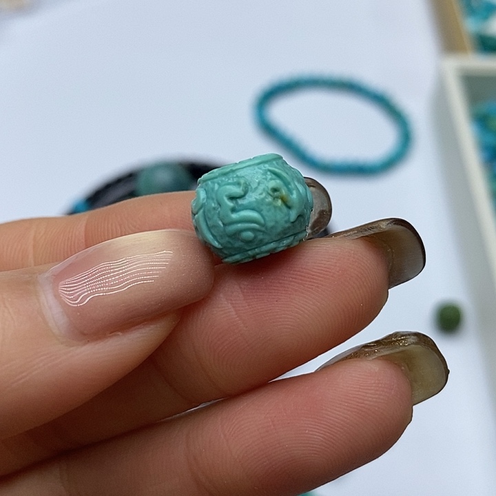 绿松石未镶嵌珠宝奇石