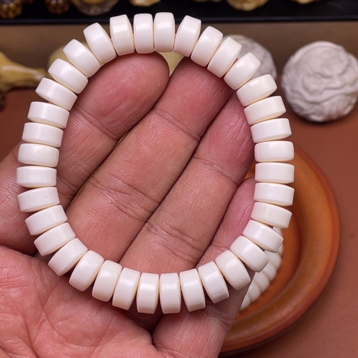 驼骨摆件人共养殖