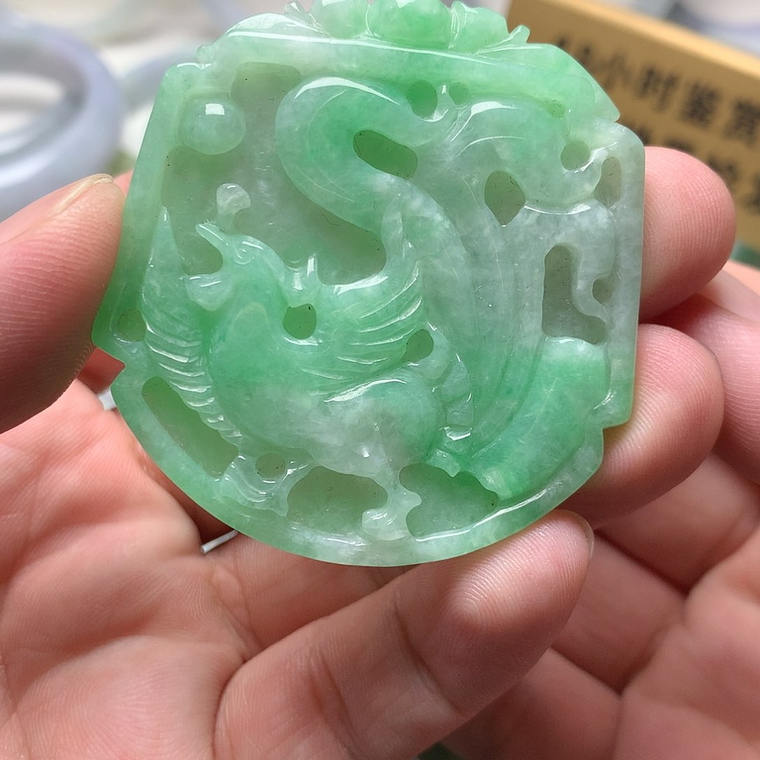 颈饰未镶嵌翡翠凤