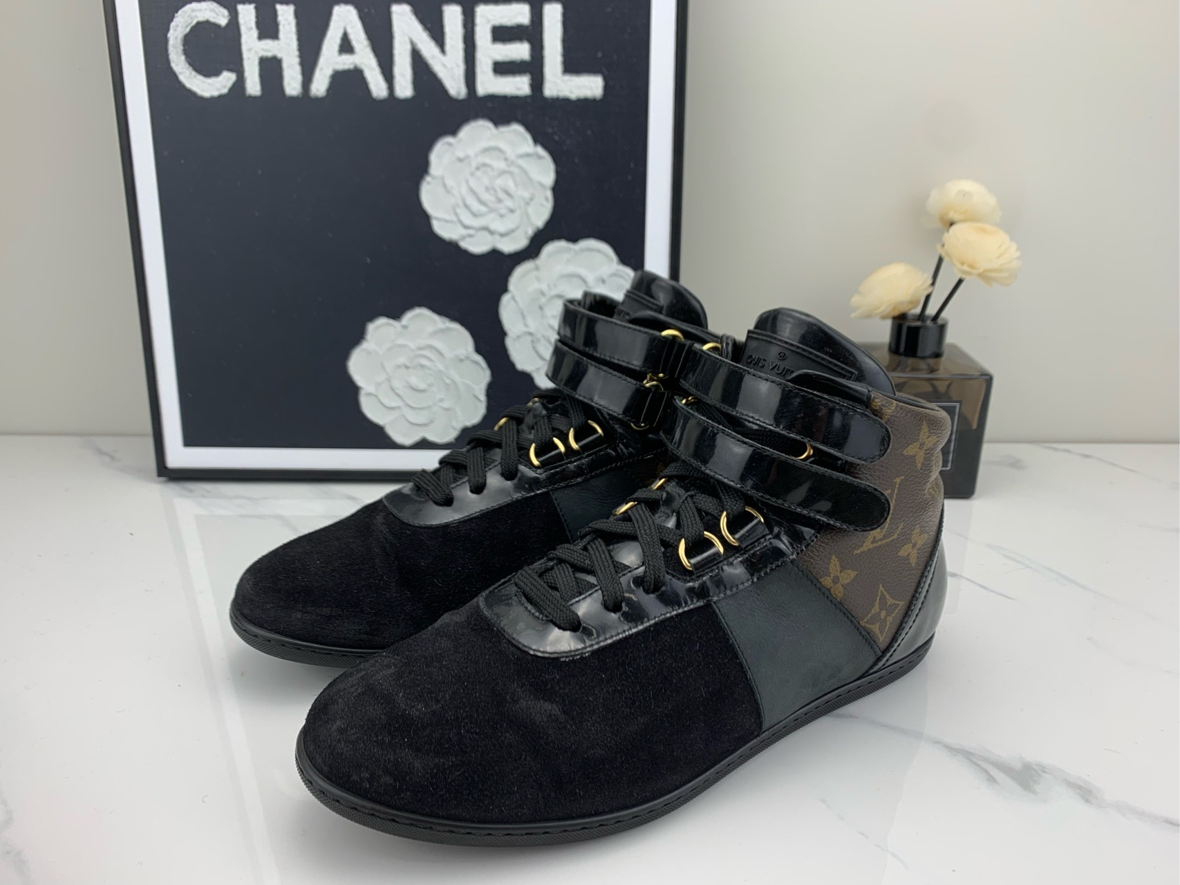 Louis vuitton 路易威登 lv 麂皮高帮板鞋 37码/99新/nn00099