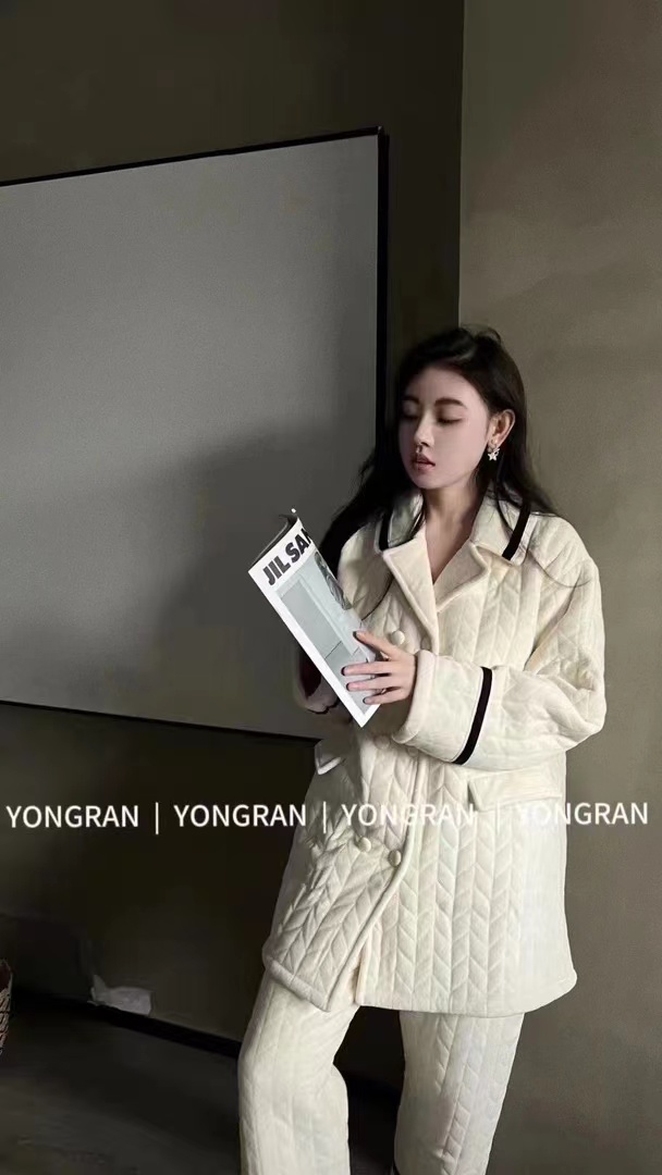 原创软糯简约加绒外穿套装秋冬22001