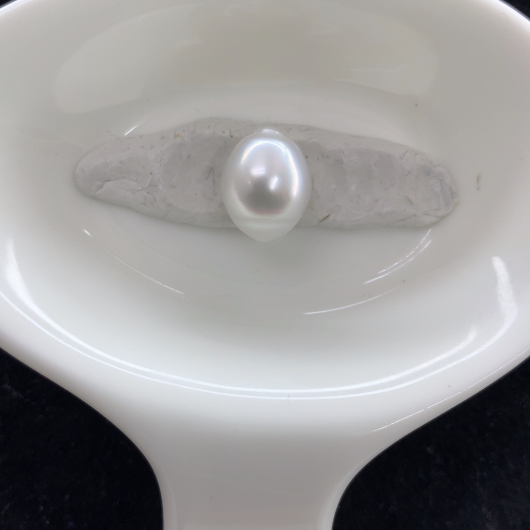 未镶嵌裸珠海水珍珠10-11mm-燕