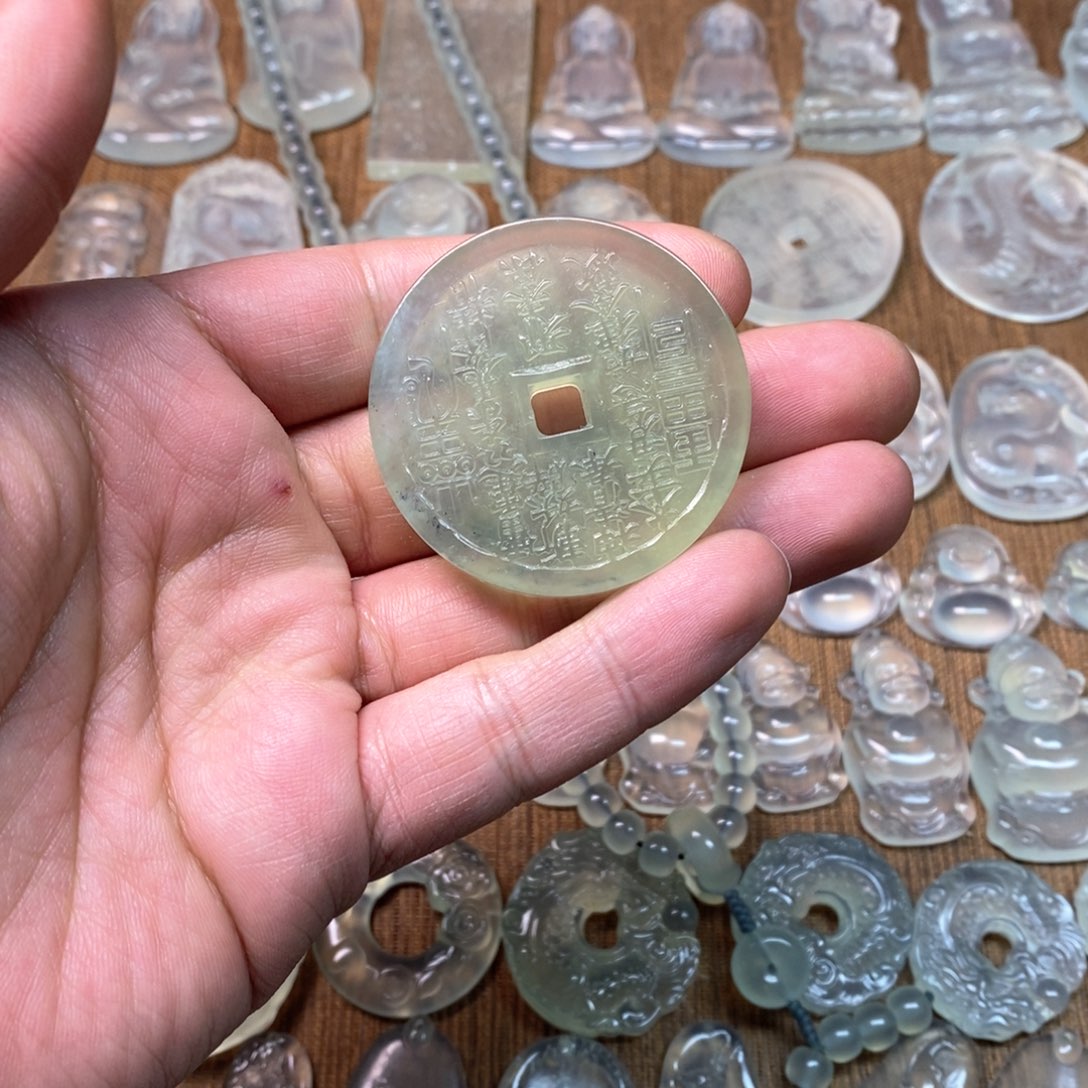 岫玉吊坠(不含链)未镶嵌