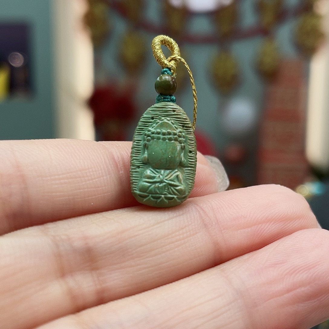 绿松石颈饰未镶嵌