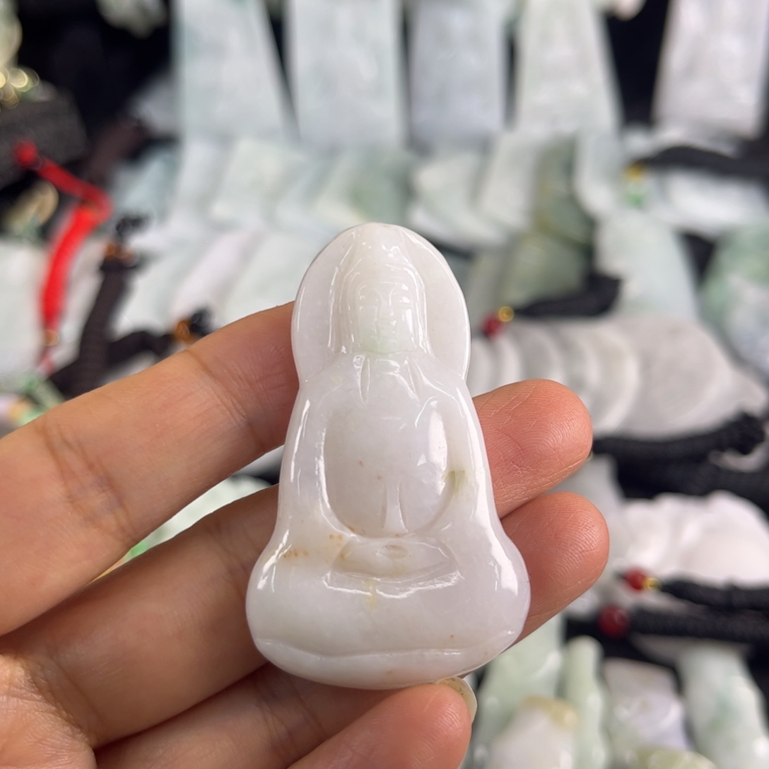 翡翠未镶嵌吊坠(不含链)瑕疵