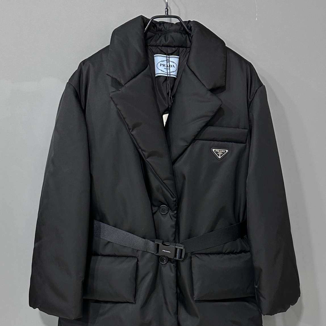 未使用 Prada/普拉达 三角标腰带长款羽绒服/38码/96930