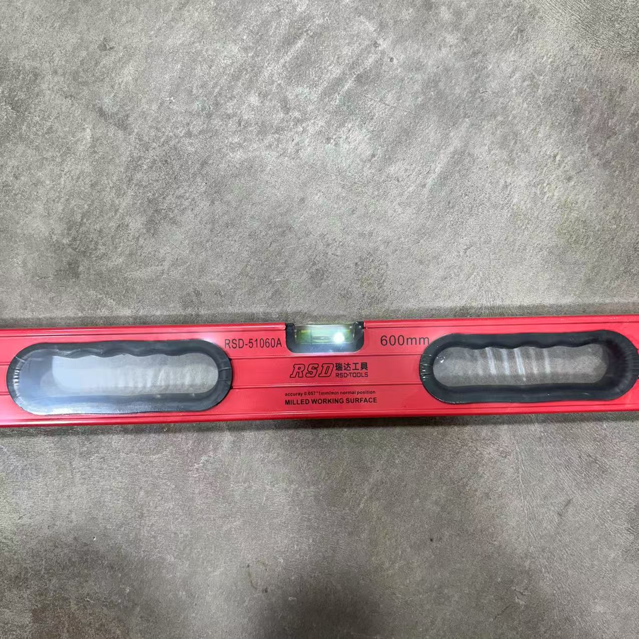 高精度多功能带磁数显水平尺家用小型测量工具