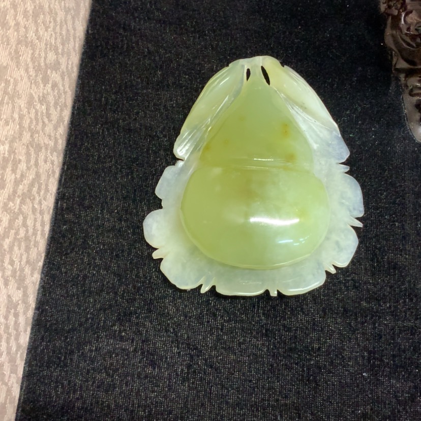 【闪购商品】蛇纹石玉摆件未镶嵌