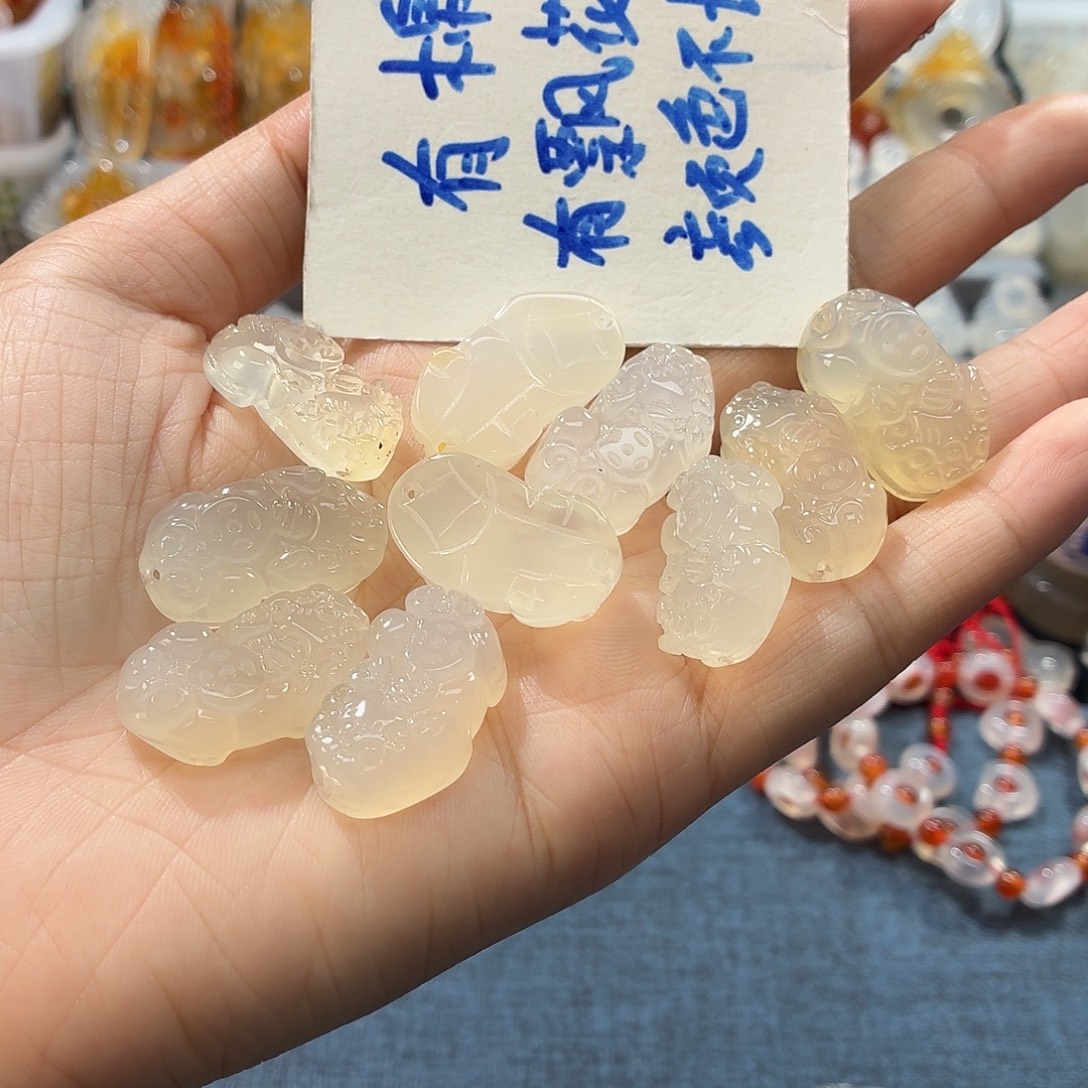 玛瑙/玉髓未镶嵌颈饰