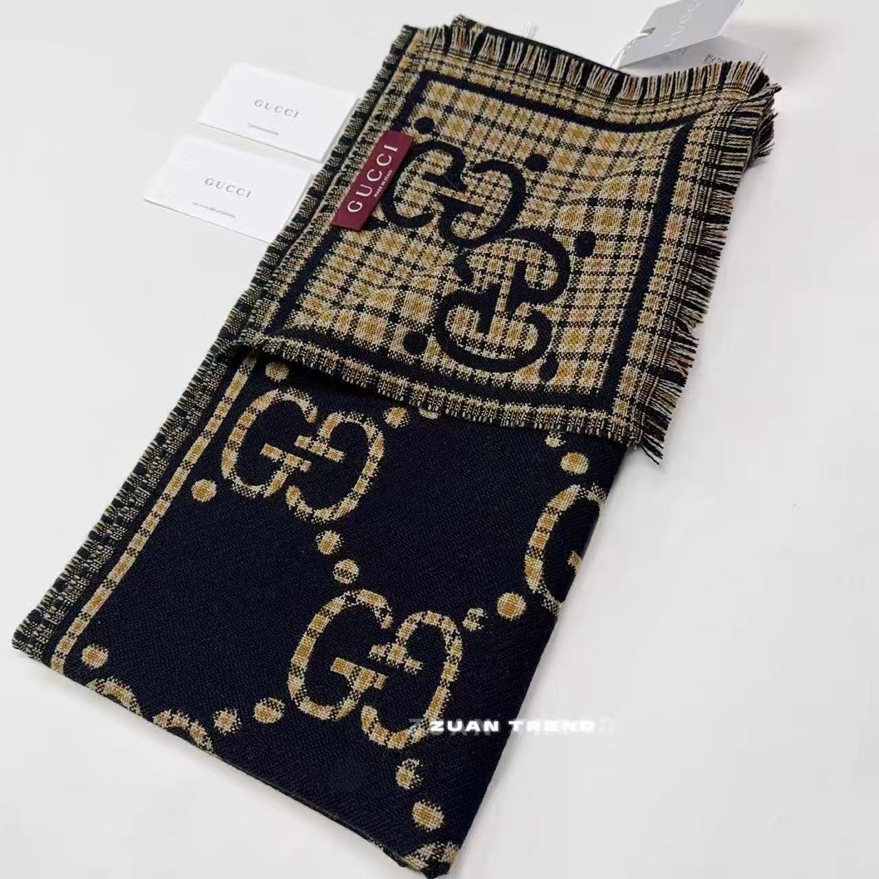 未使用 GUCCI/古驰 经典双G logo格纹 羊毛 绒线围巾