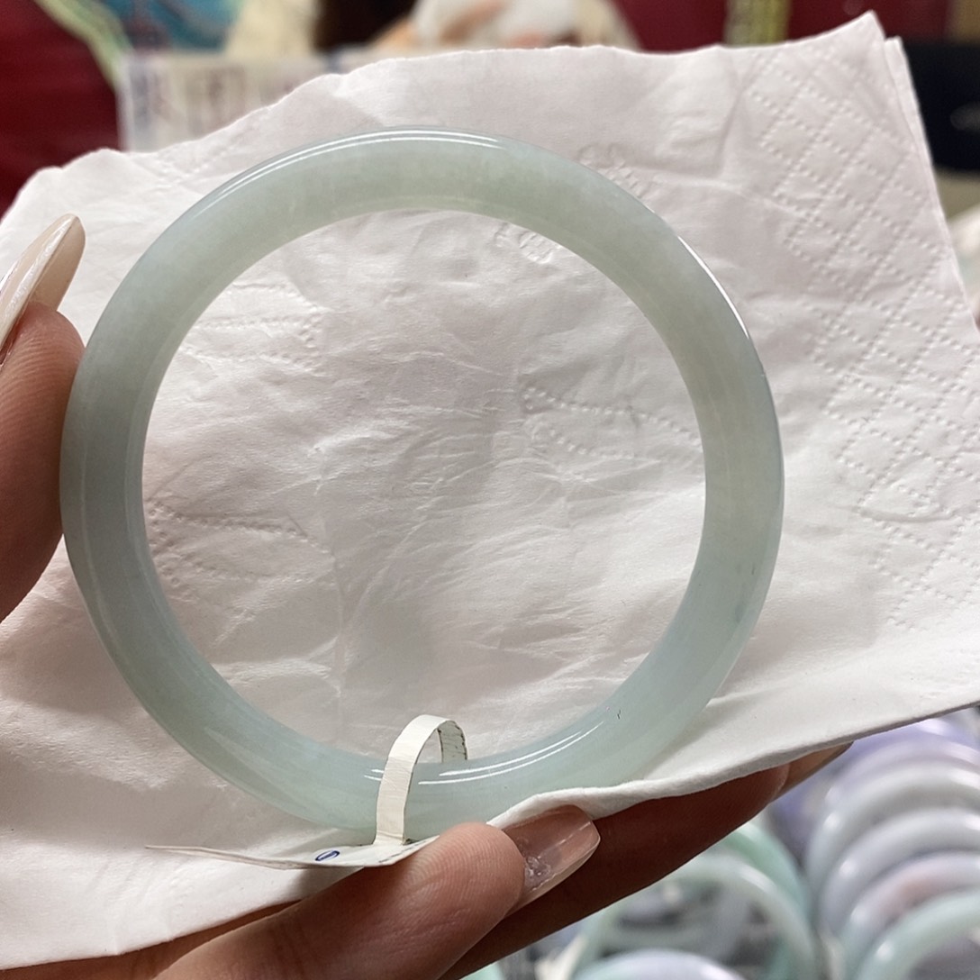 翡翠手镯未镶嵌汽****级54圈口