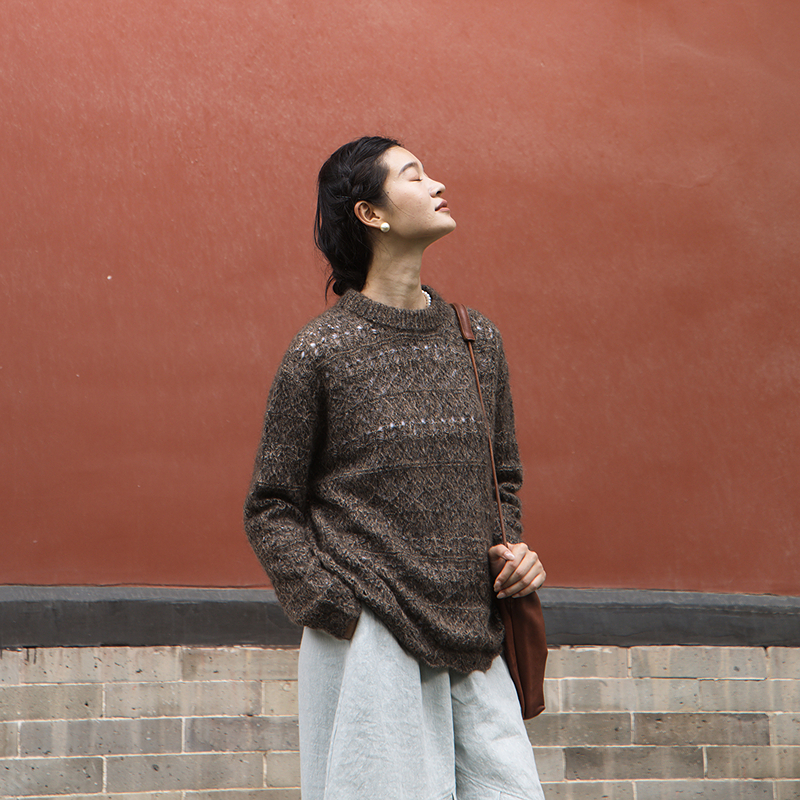绽放609朵/羊绒羊毛混纺花纱半镂空宽松微落肩套头毛针织衫毛衣女