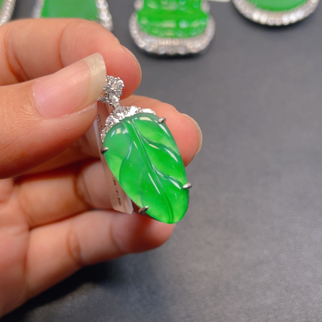 吊坠(不含链)银S925镶嵌翡翠