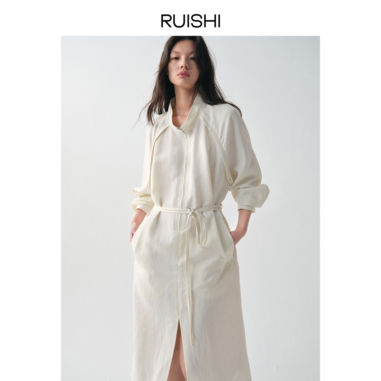 RUISHI芮时海岸线漫游者插肩袖立领收腰显瘦连衣裙女春R26A131603