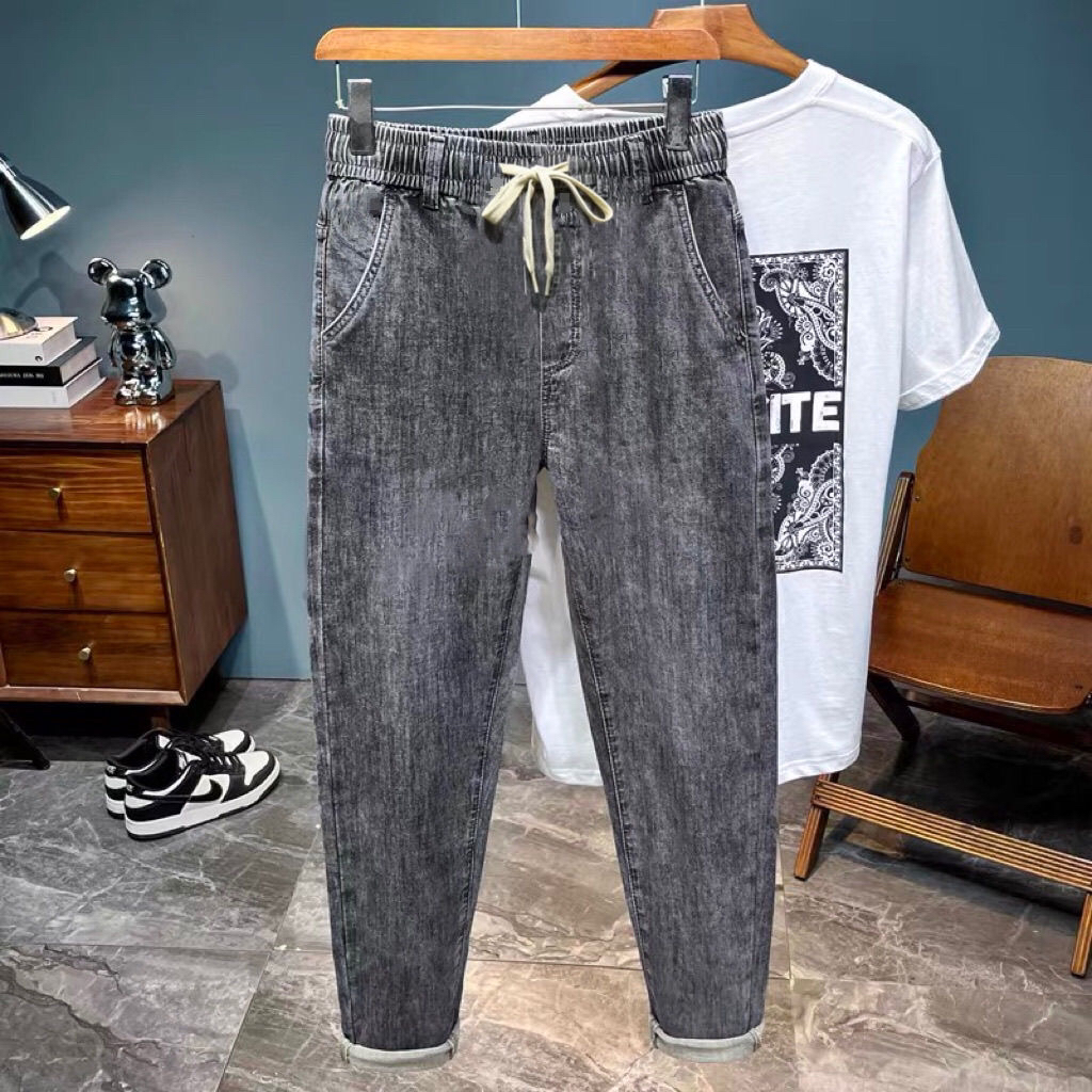 2025新款烟灰色松紧腰抽绳牛仔裤男夏季薄款修身小脚裤柔软601