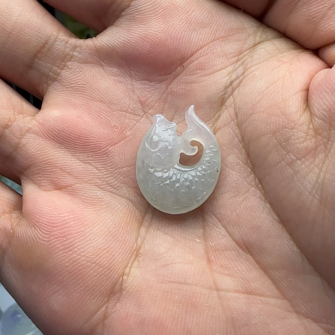 翡翠颈饰未镶嵌鱼