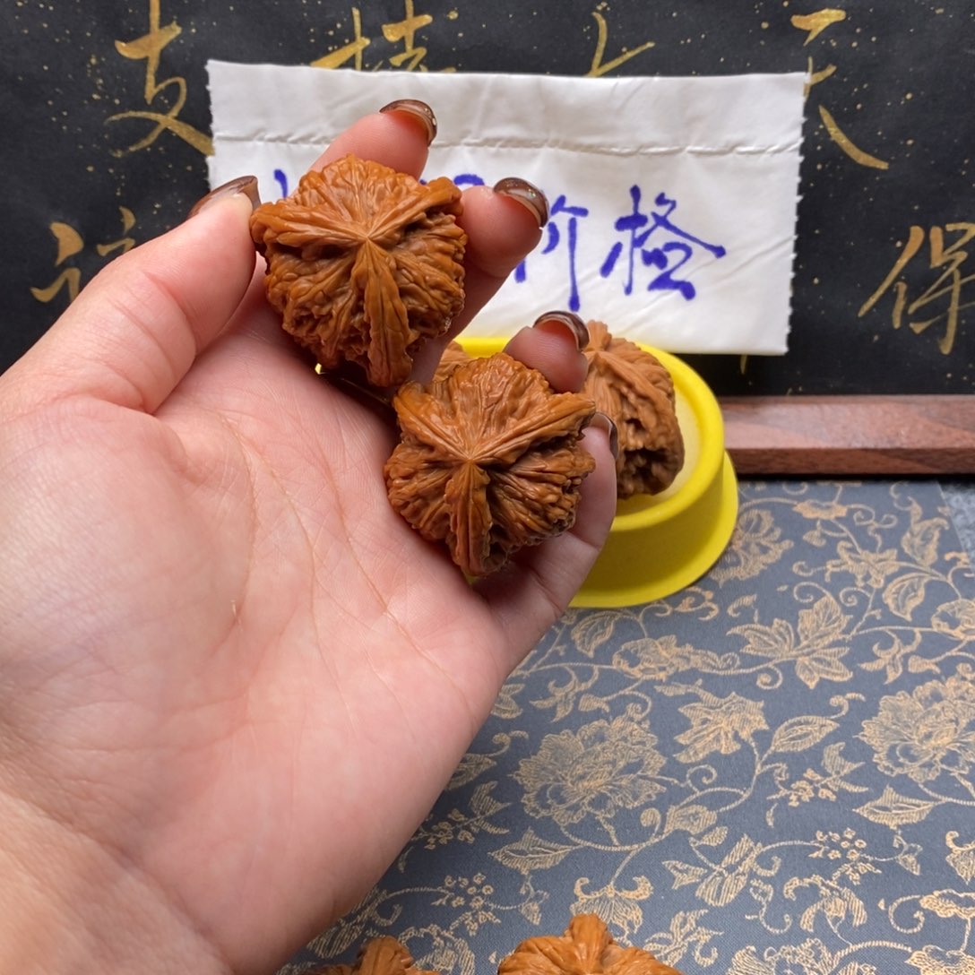 吊坠文玩核桃小*哥