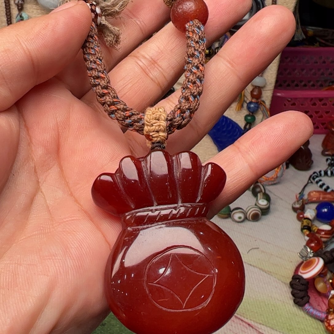 玛瑙/玉髓颈饰未镶嵌