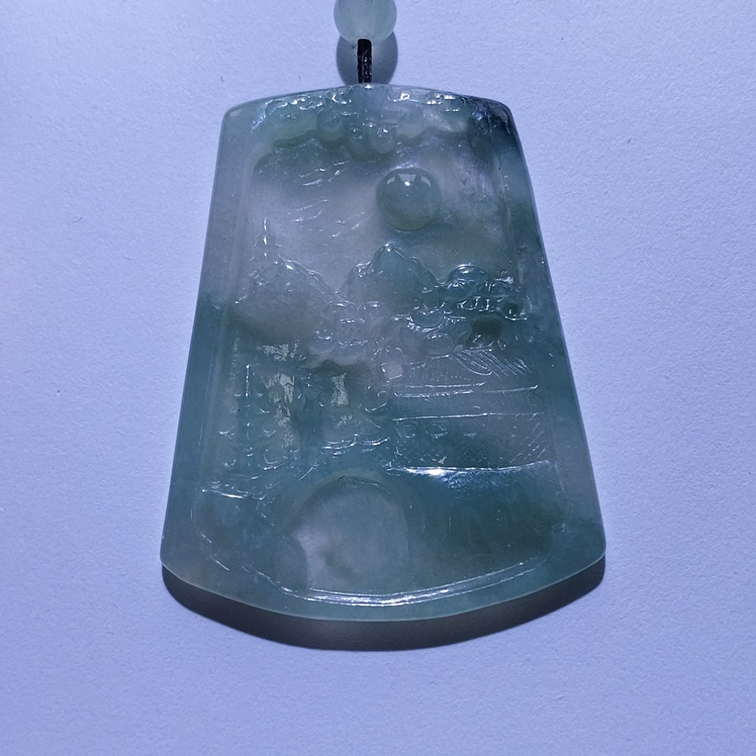 颈饰未镶嵌翡翠挂件