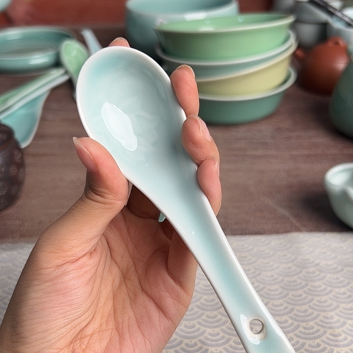 龙泉云间青瓷小米茶器