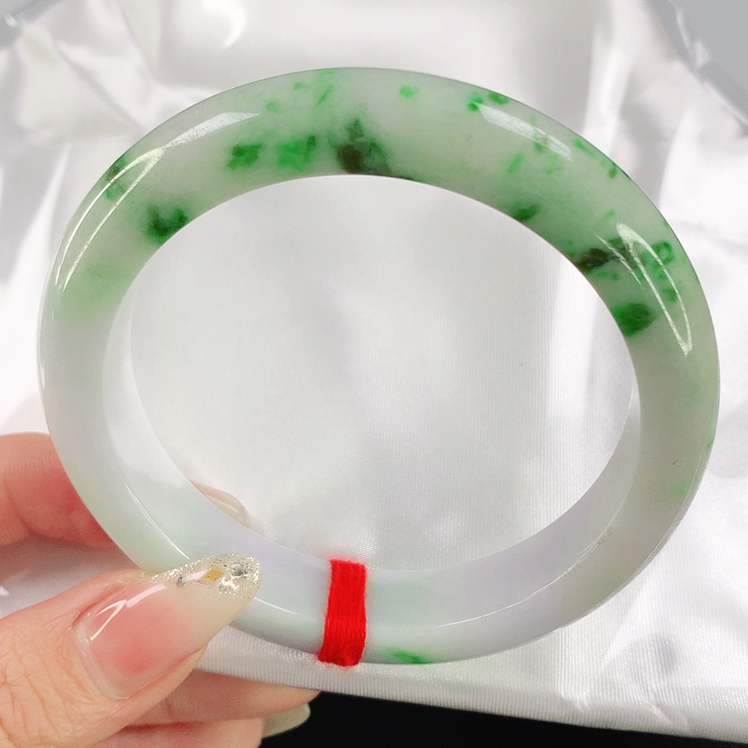 翡翠手镯未镶嵌58.8圈口