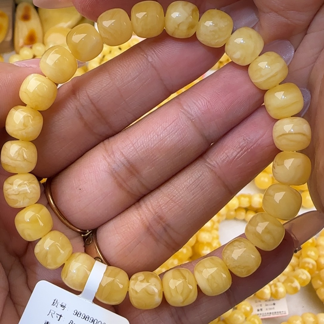 蜜蜡未镶嵌手串妖白花老型手串