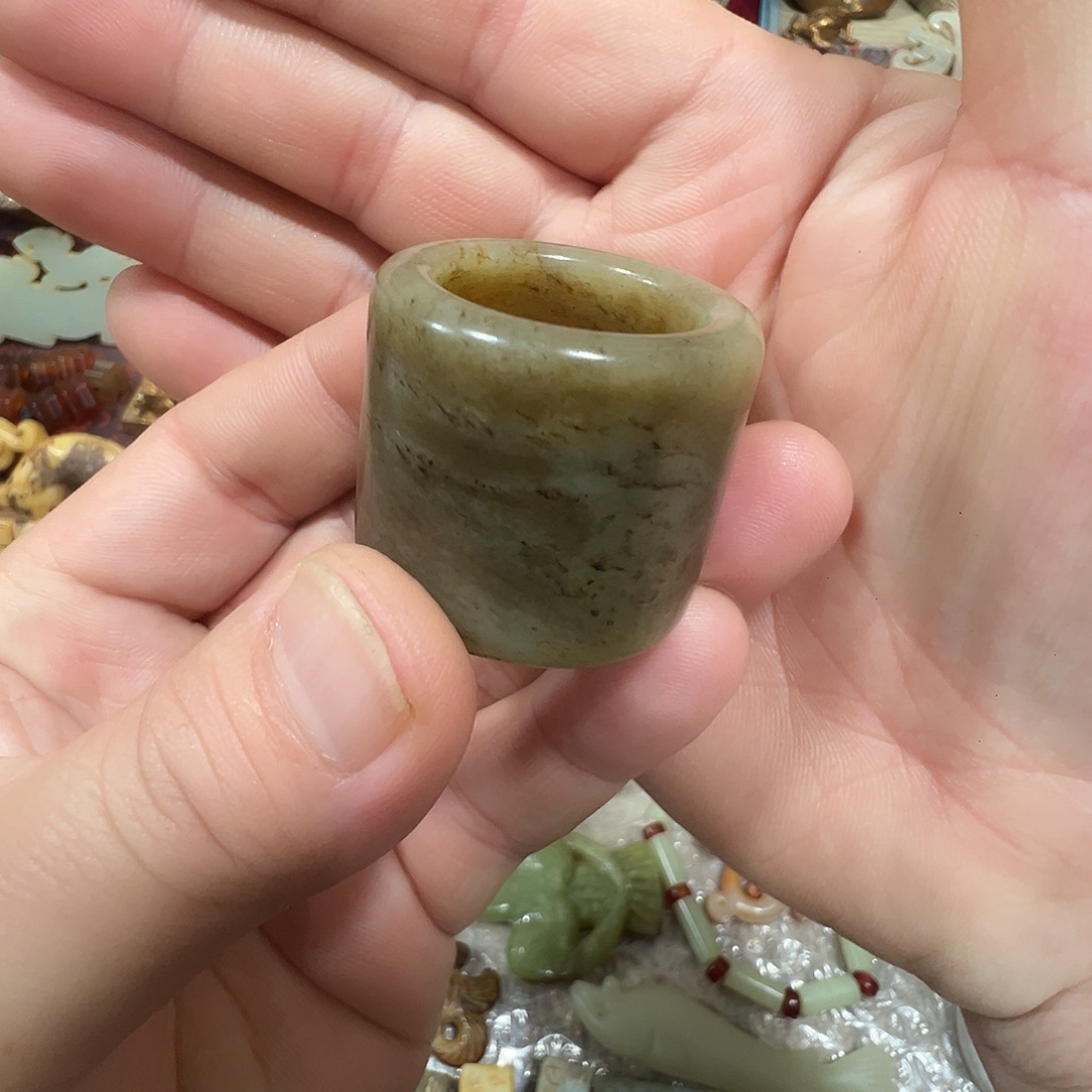 和田玉（糖玉）未镶嵌挂件