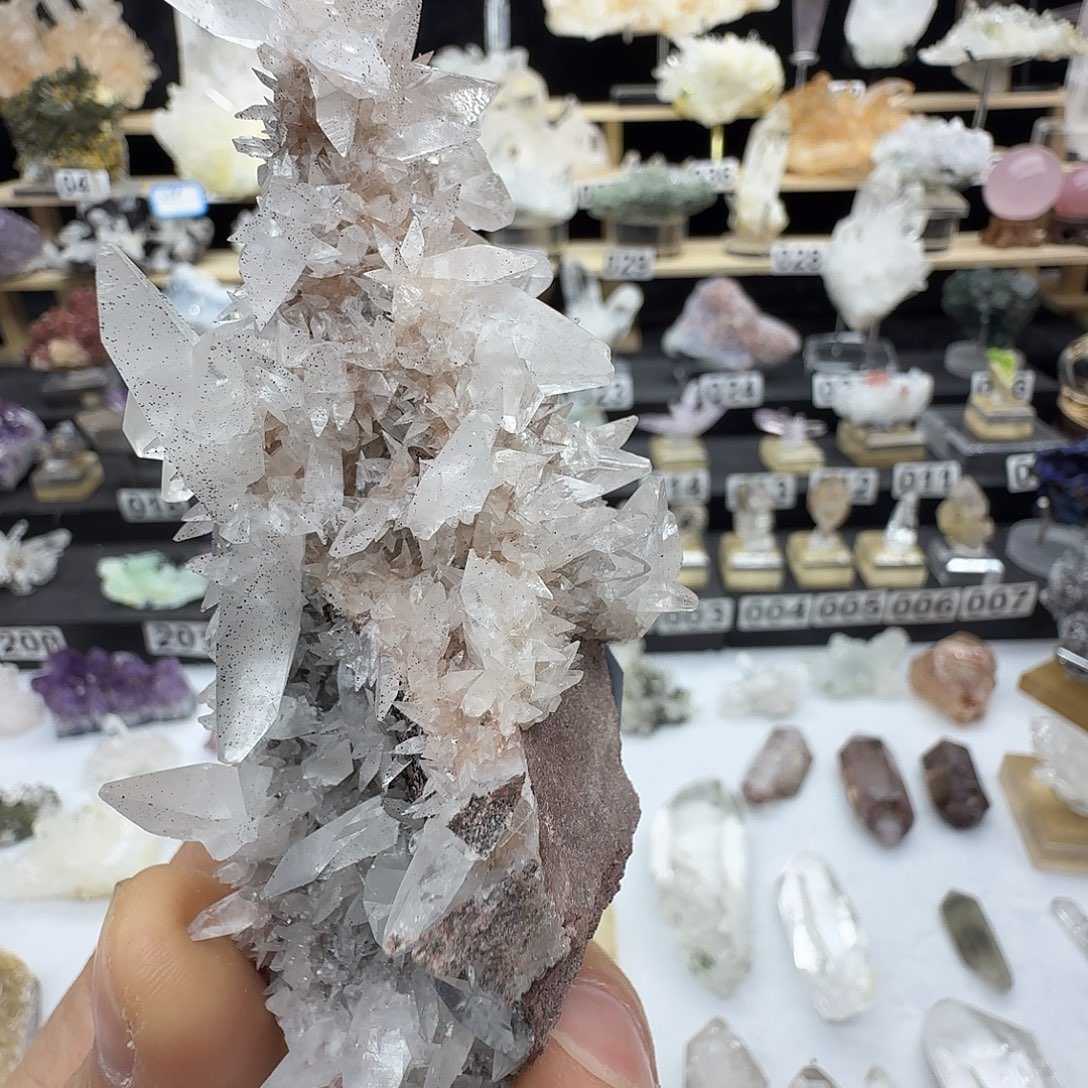 夏***闪石材天然水晶摆件