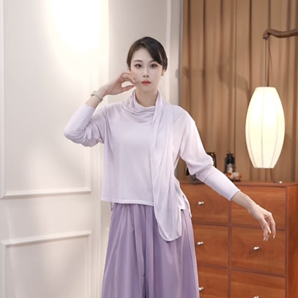 097Shishi秋冬天丝棉飘带领现代舞练功服上衣舞蹈瑜伽普拉提