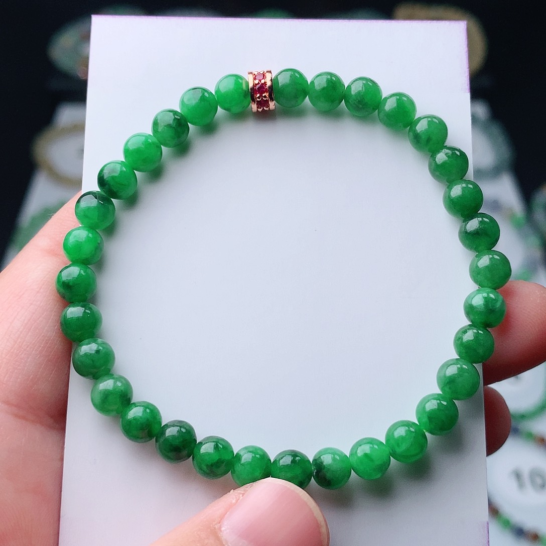 翡翠手串未镶嵌翡翠