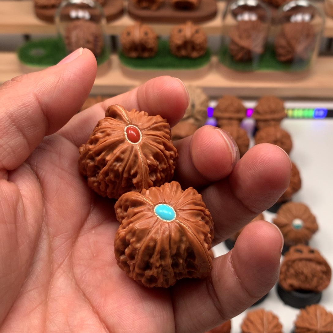 【闪购商品】吊坠文玩核桃神**影隐隐约约