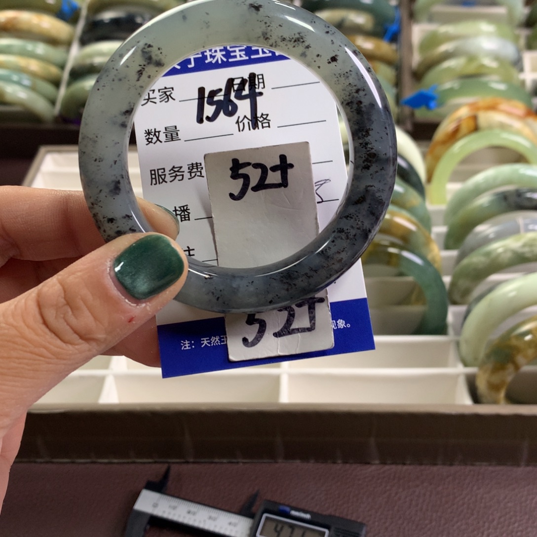 蛇纹石玉未镶嵌手镯1564