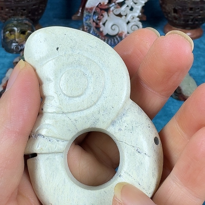 和田玉（糖玉）未镶嵌挂件