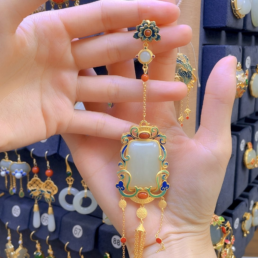 和田玉颈饰银S925镀金镶嵌