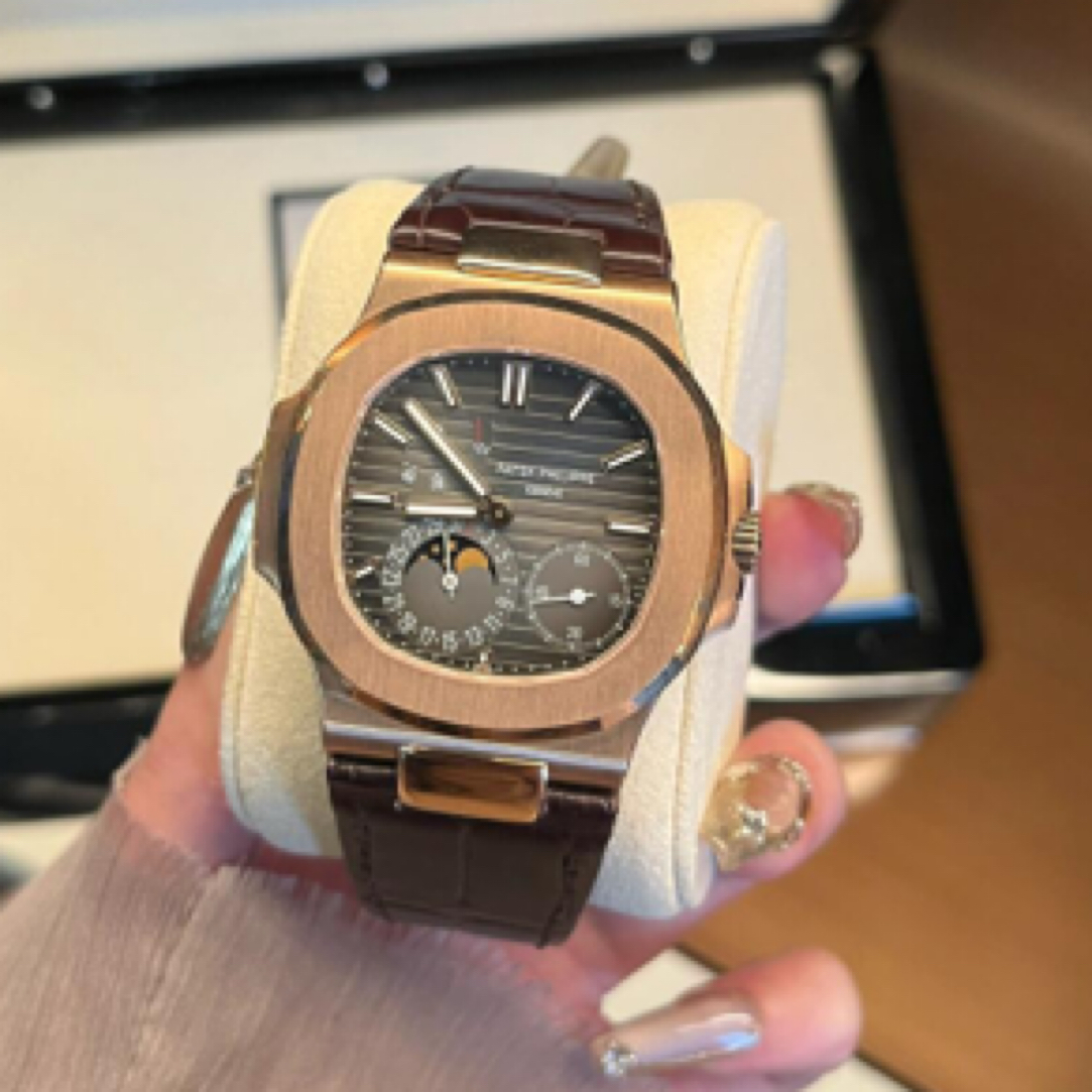 99新 Patek Philippe/百达翡丽 5712r皮带20年全套贴膜使用