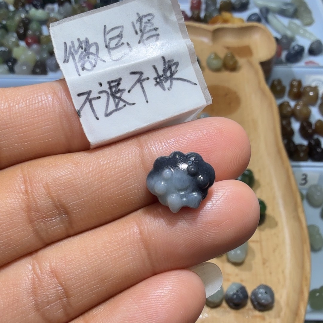 和田玉未镶嵌珠宝奇石